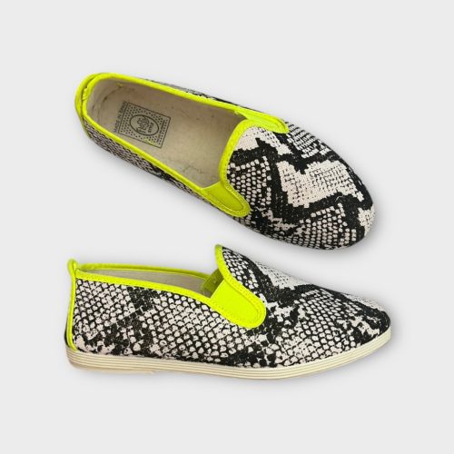 Flossy Style kígyómintás könnyű cipő - 36