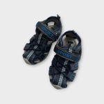 Nyitott kisfiú cipő - 22