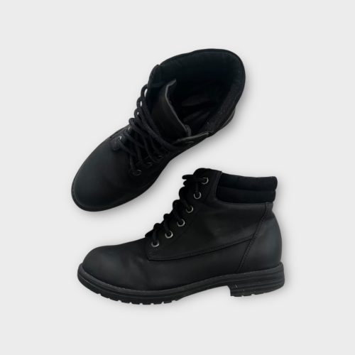 New Look fekete bakancs - 36