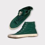 Szegecselt magasszárú tornacipő - 35