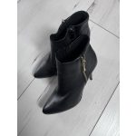 Bélelt női bőr bokacsizma - 38,5