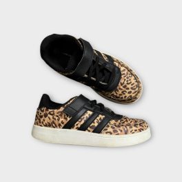 Adidas leopárdmintás kislány cipő - 33