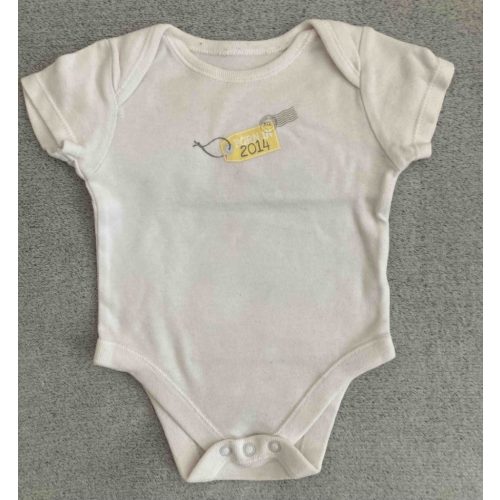 Fehér body felirattal - 56