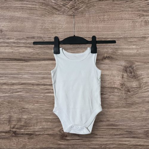 Ujjatlan fehár body - 80