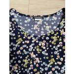 Kim&Co virágos női póló - M