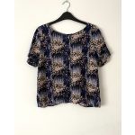 Nyitott hátú női felső - M