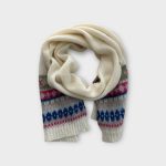 Boden kötött női sál