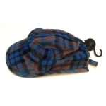 Primark kockás fiú sapka -152-164 (ÚJ)